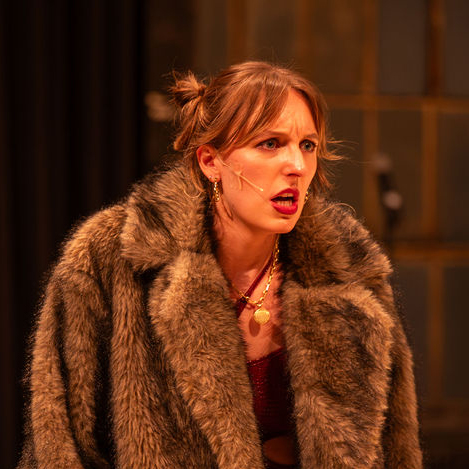 Natalie Pasquinelli as Regan in King Lear
